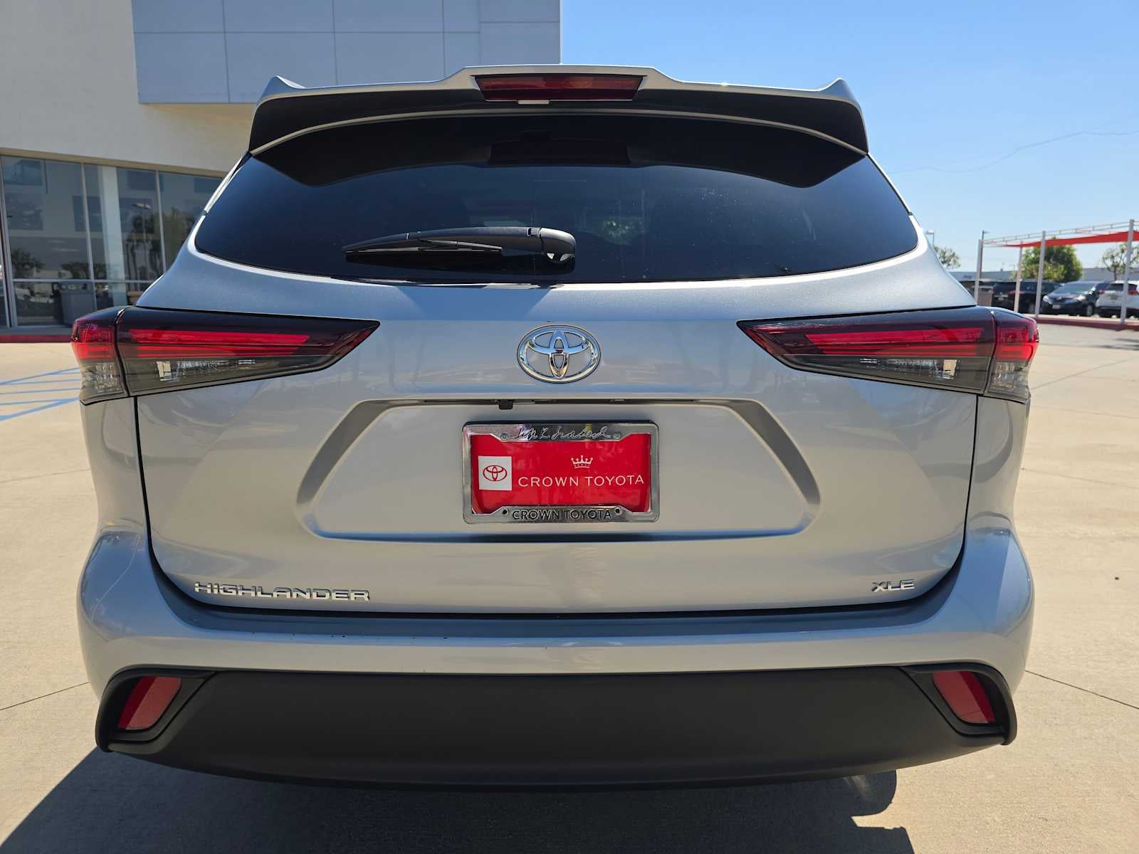 2025 Toyota Highlander XLE