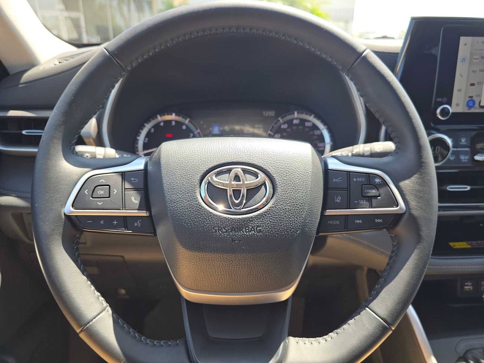 2025 Toyota Highlander XLE