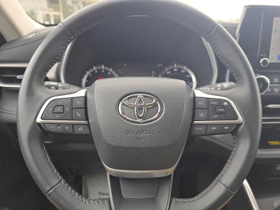2025 Toyota Highlander XLE