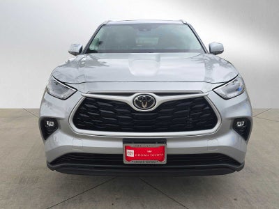 2025 Toyota Highlander XLE