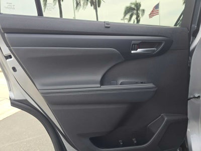 2025 Toyota Highlander XLE