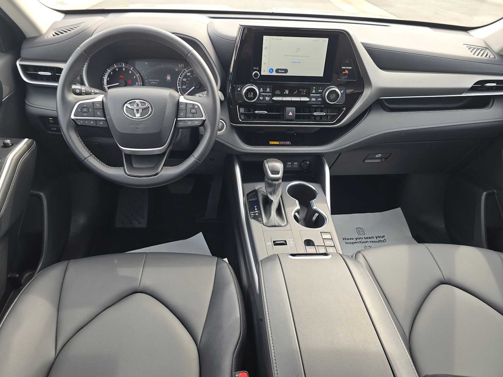 2025 Toyota Highlander XLE