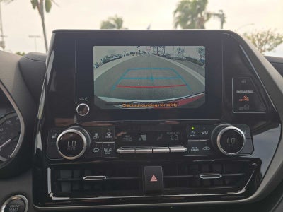 2025 Toyota Highlander XLE