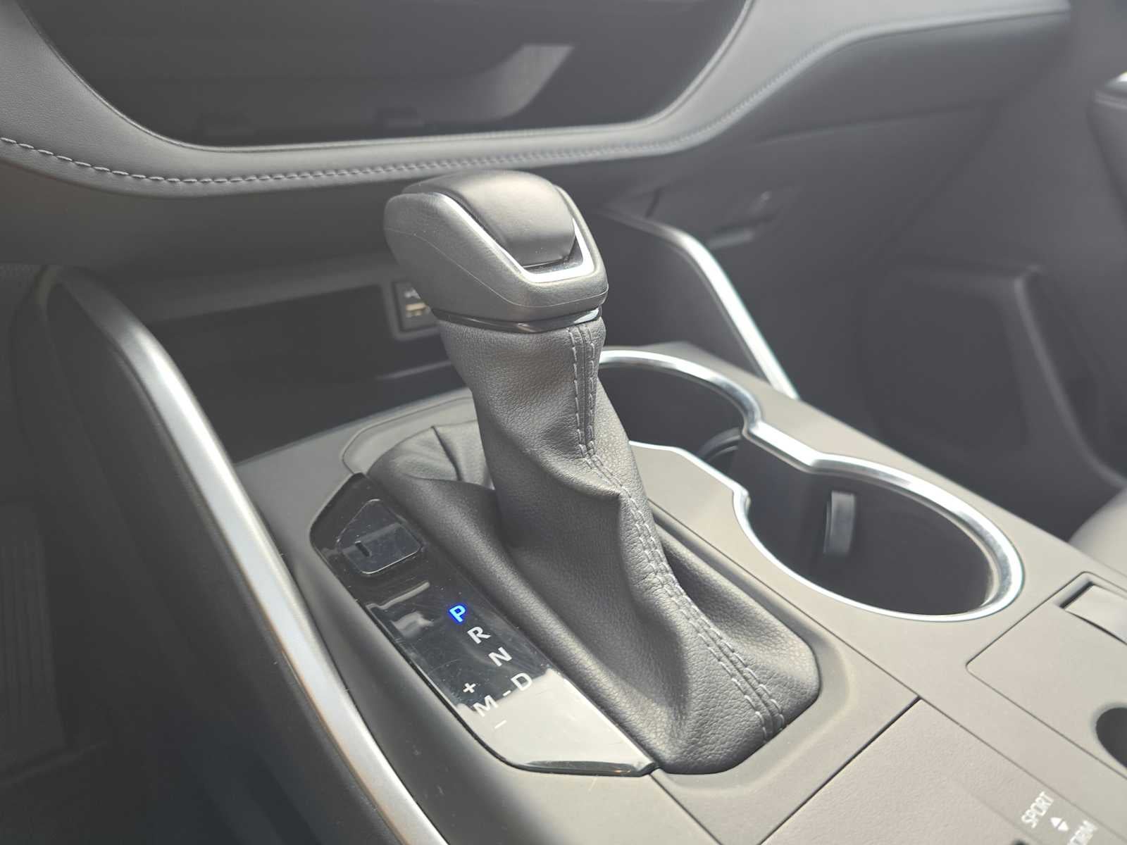 2025 Toyota Highlander XLE