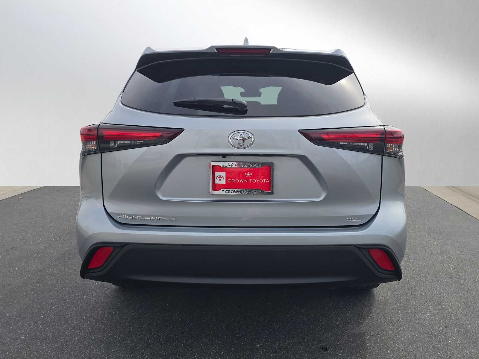 2025 Toyota Highlander XLE