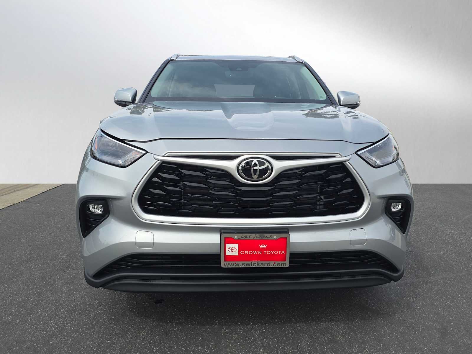 2025 Toyota Highlander XLE