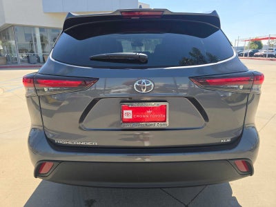 2025 Toyota Highlander XLE