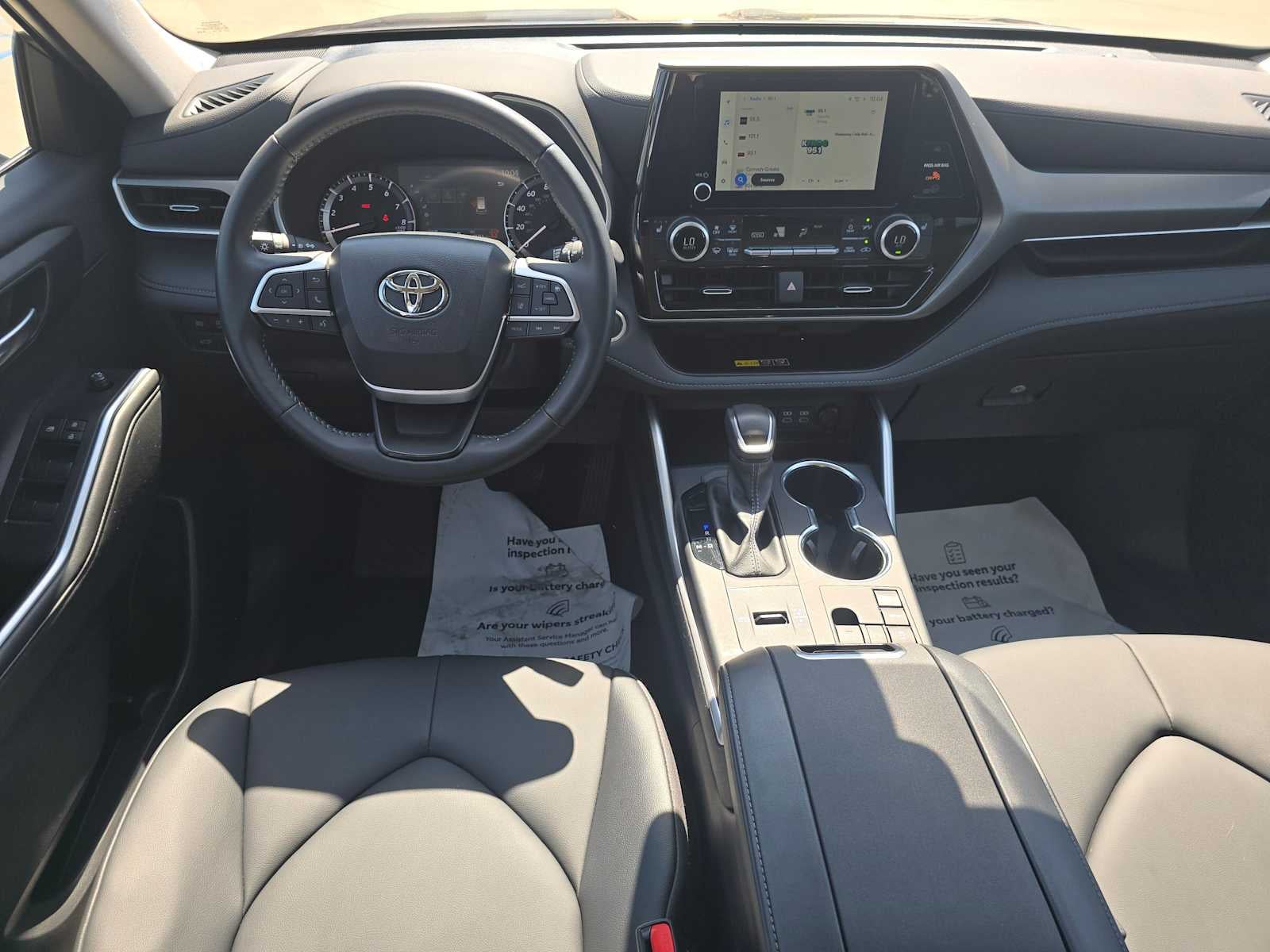 2025 Toyota Highlander XLE