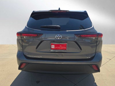 2025 Toyota Highlander XLE