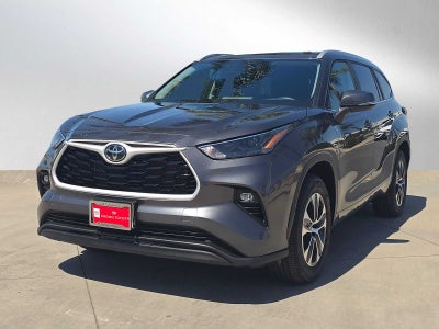 2025 Toyota Highlander XLE