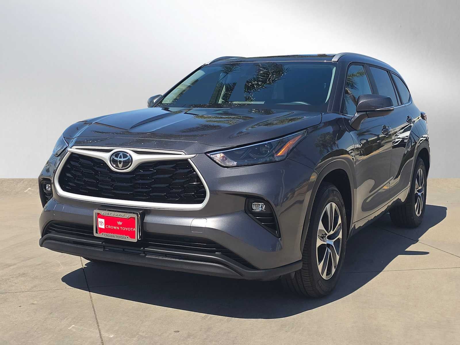 2025 Toyota Highlander XLE