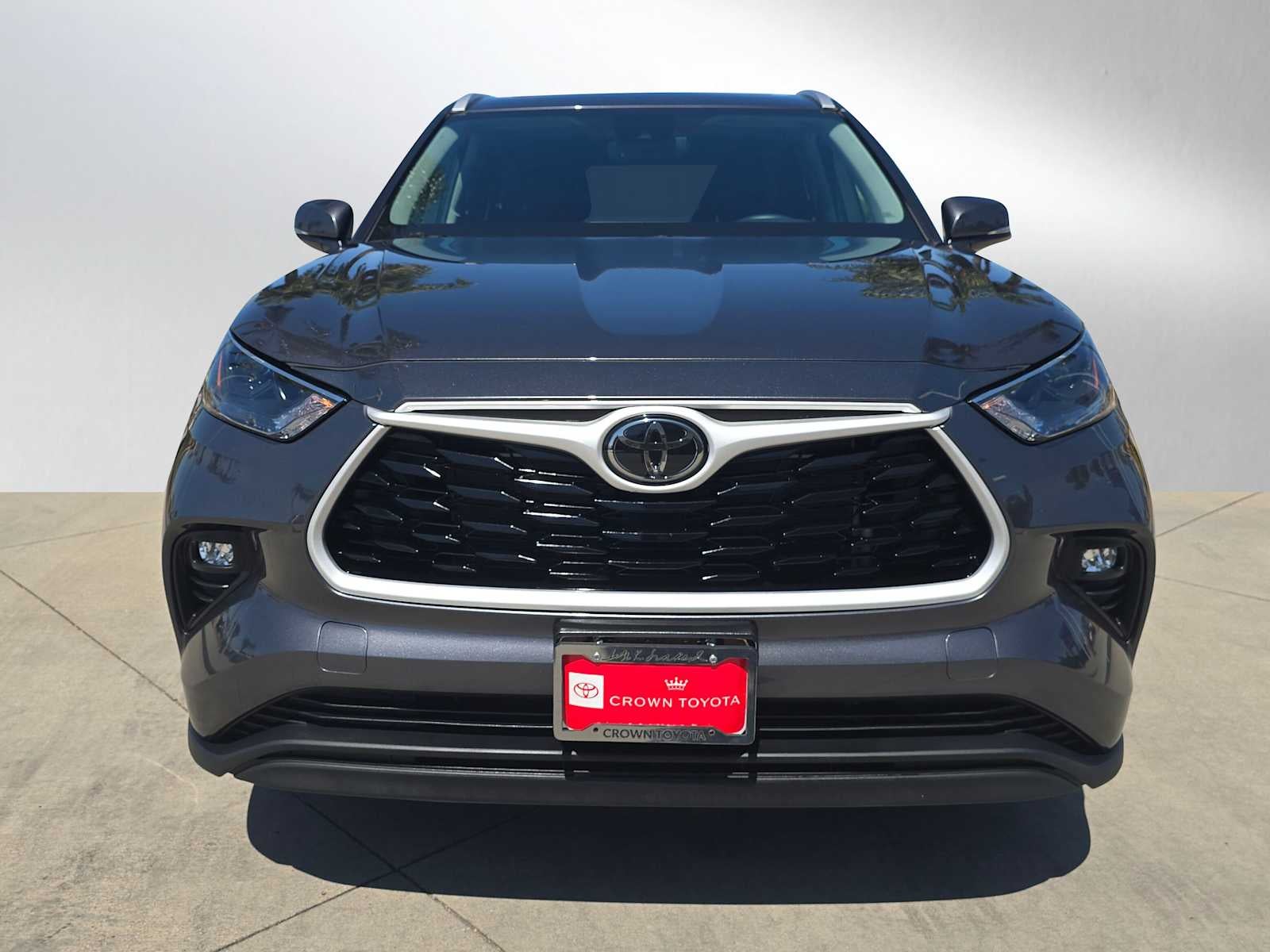 2025 Toyota Highlander XLE