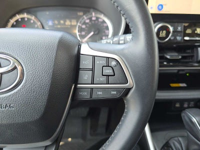 2024 Toyota Highlander XLE
