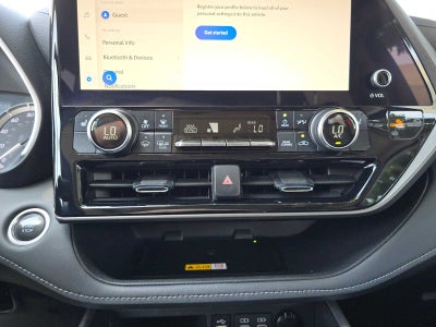 2024 Toyota Highlander XLE