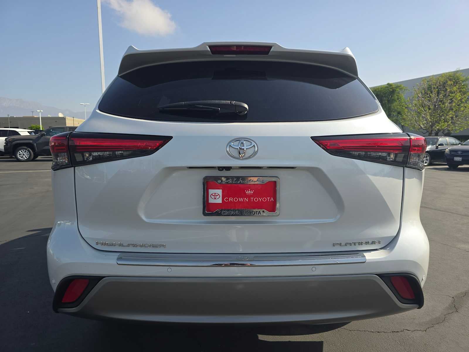2023 Toyota Highlander Platinum