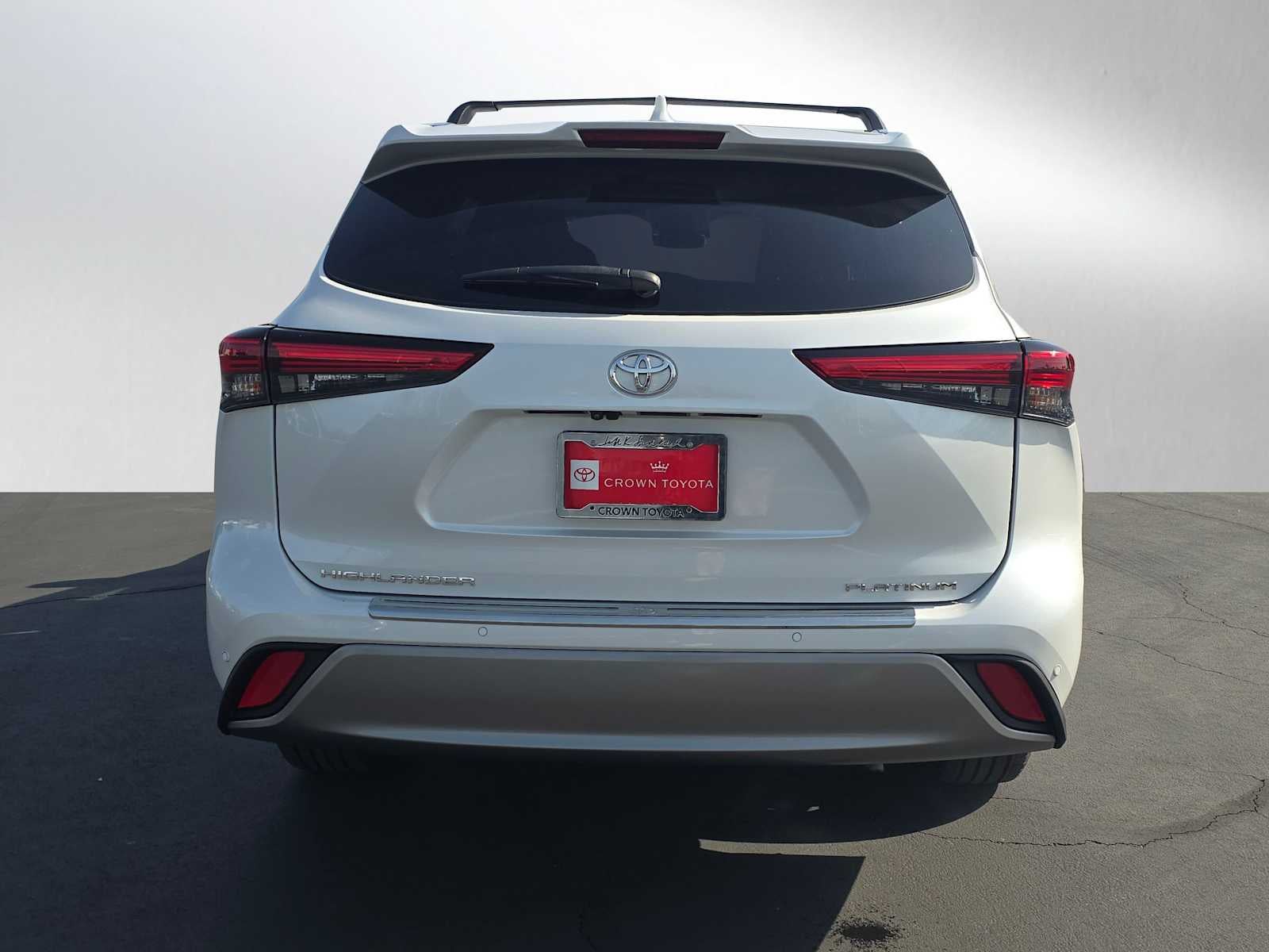2023 Toyota Highlander Platinum