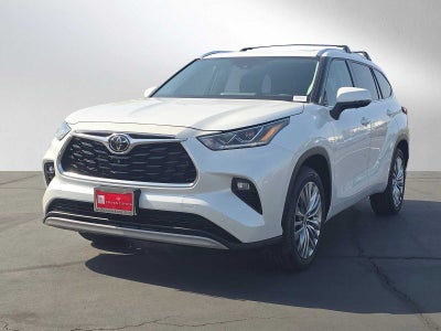 2023 Toyota Highlander Platinum