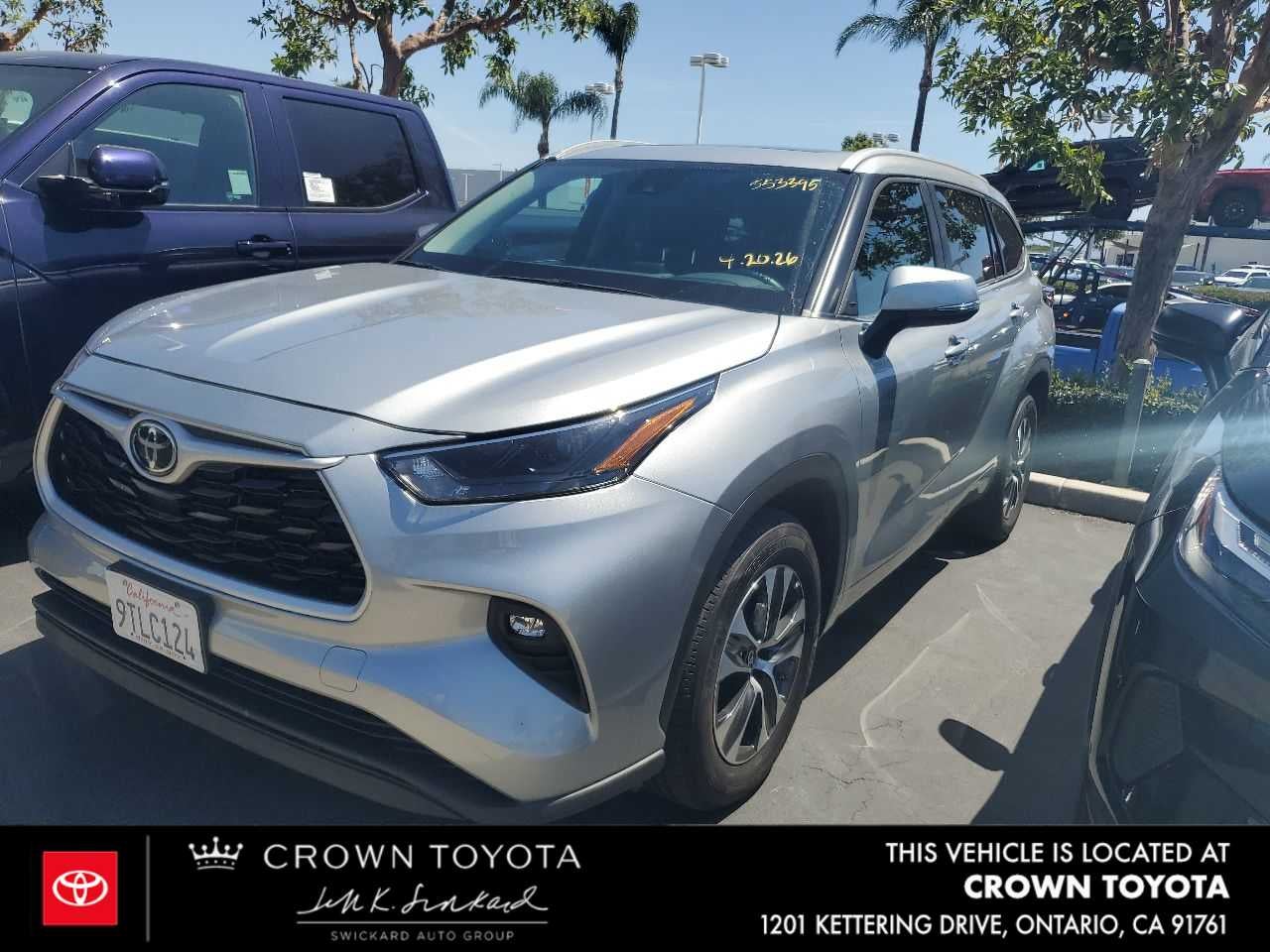 2025 Toyota Highlander XLE