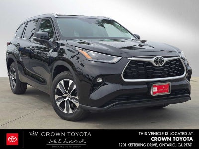 2025 Toyota Highlander XLE