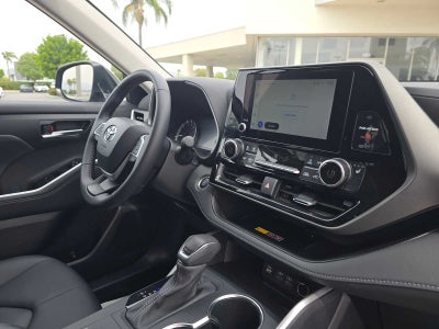 2025 Toyota Highlander XLE