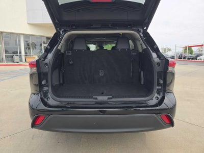 2025 Toyota Highlander XLE