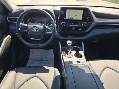 2025 Toyota Highlander XLE