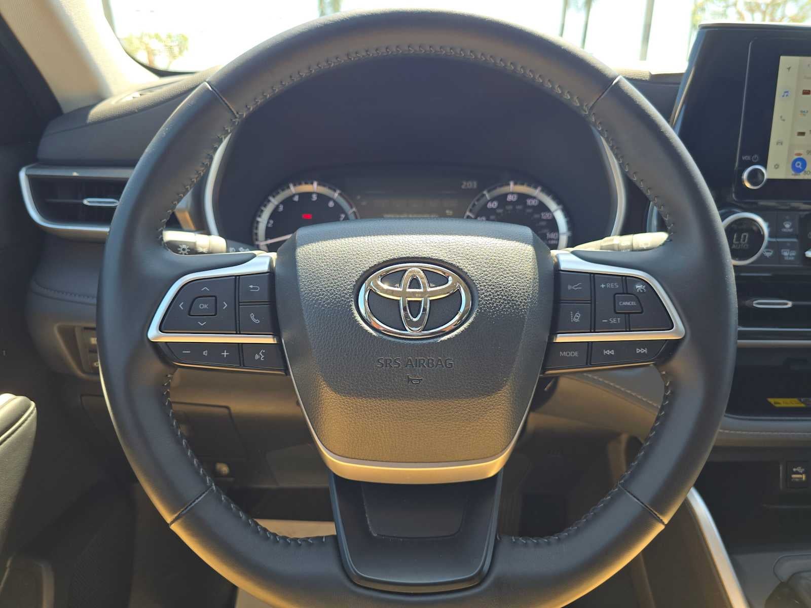 2025 Toyota Highlander XLE