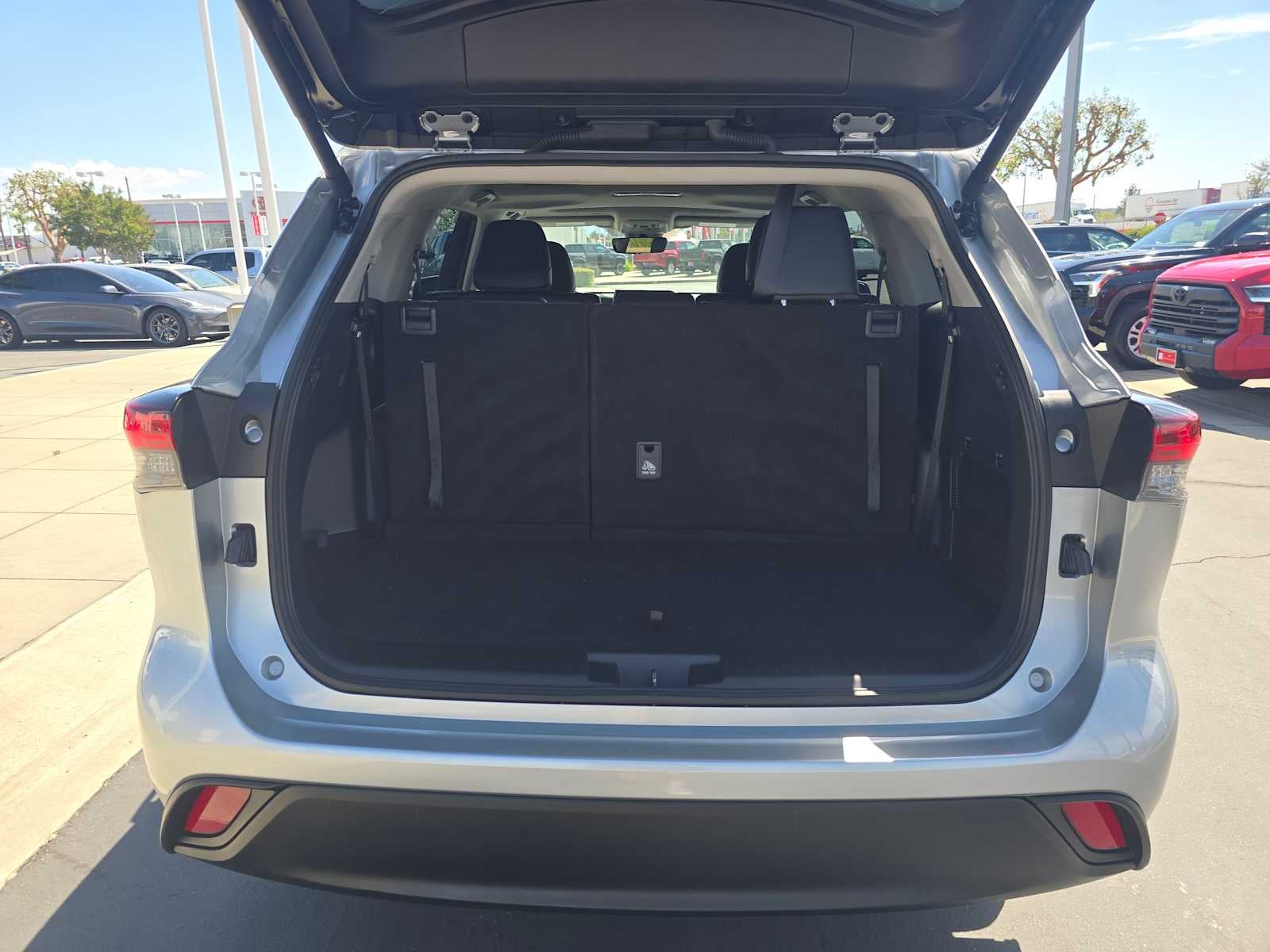 2025 Toyota Highlander XLE