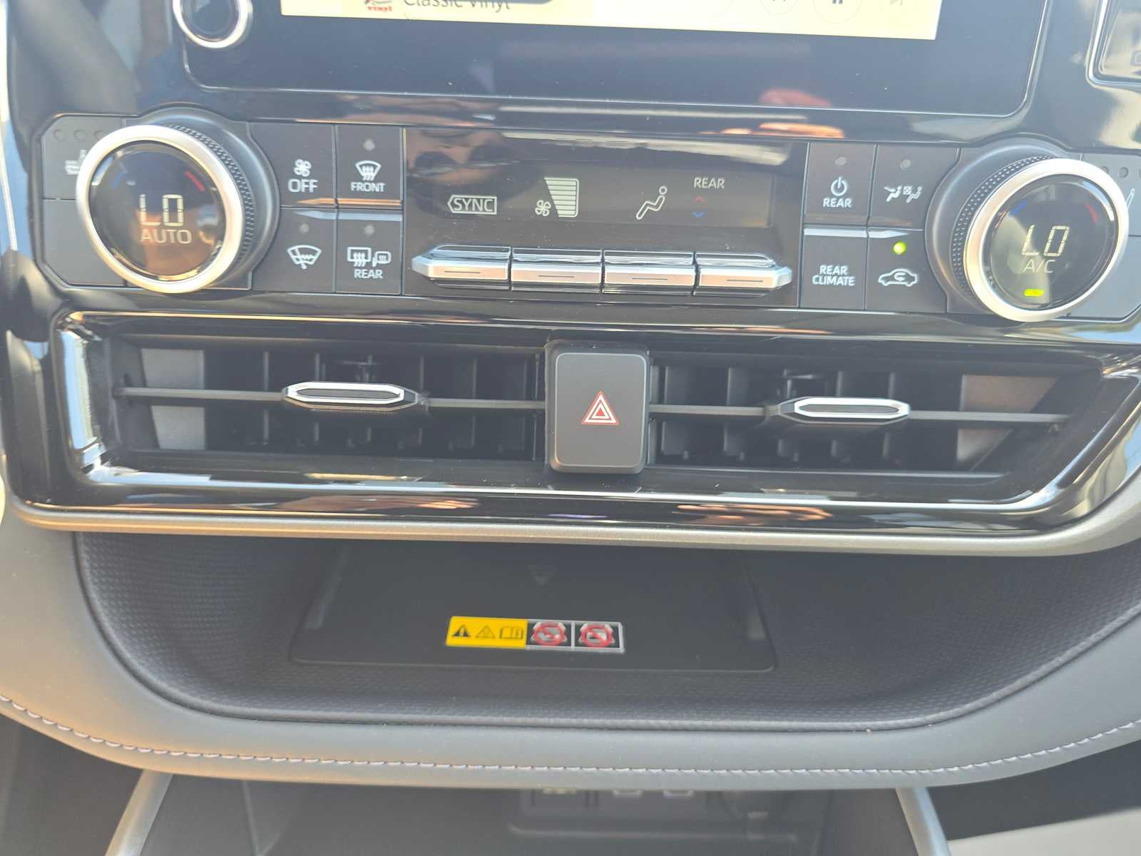 2025 Toyota Highlander XLE