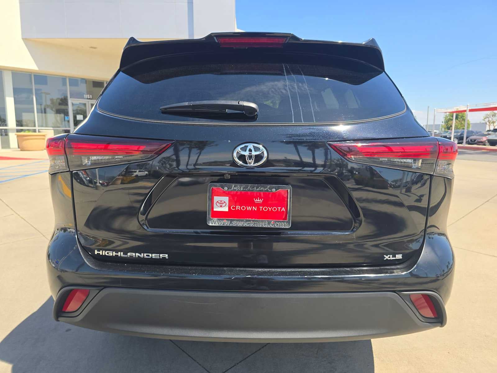 2025 Toyota Highlander XLE
