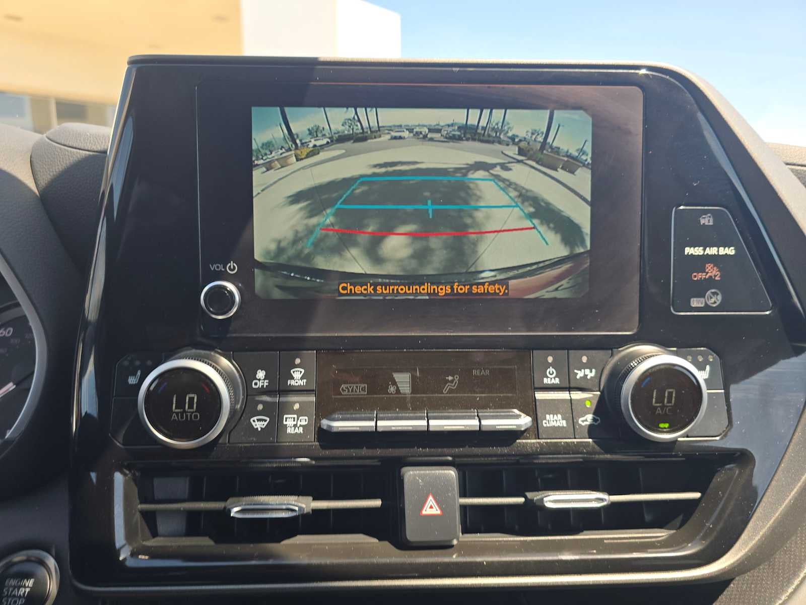 2025 Toyota Highlander XLE