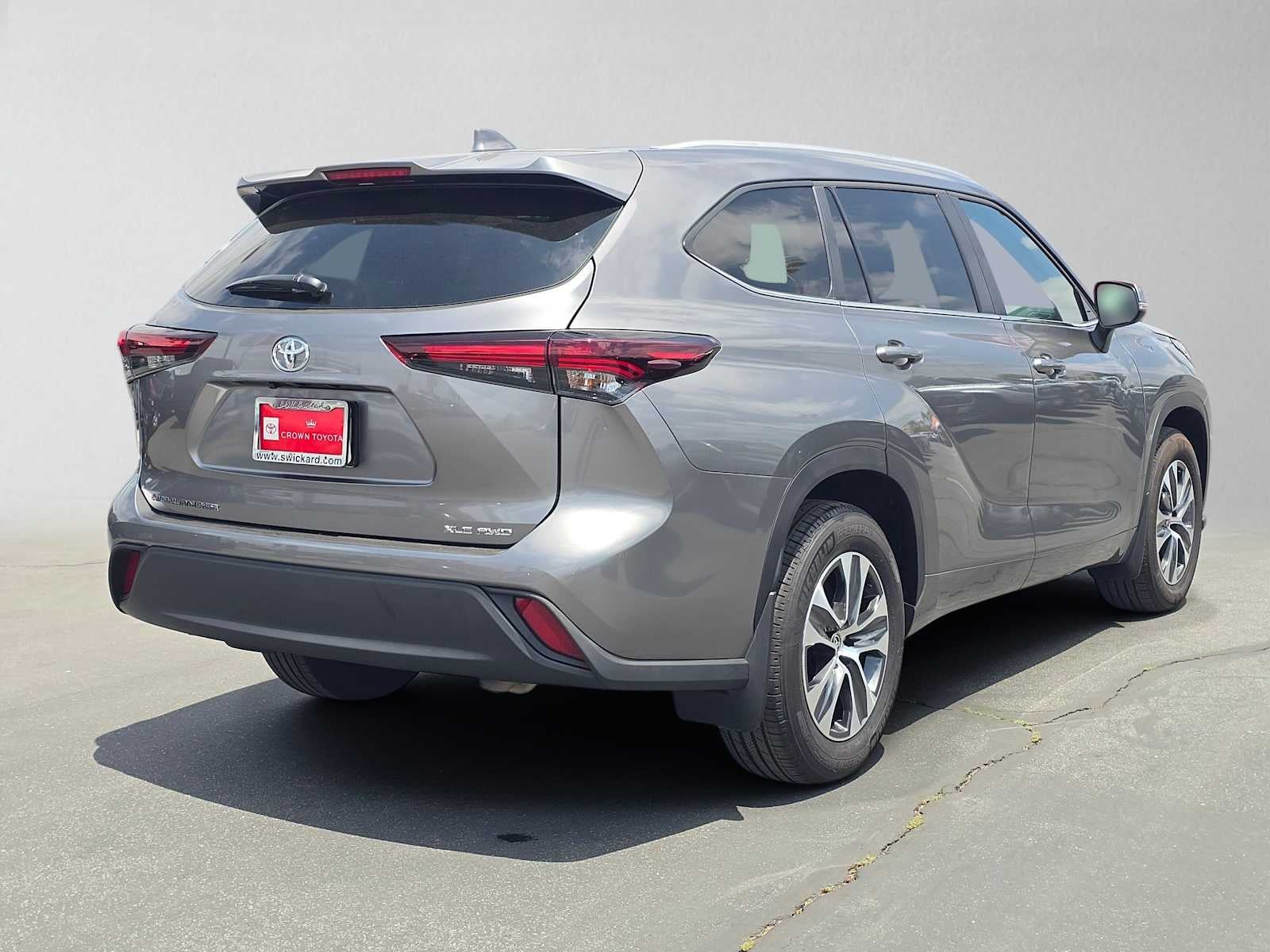 2026 Toyota Highlander XLE