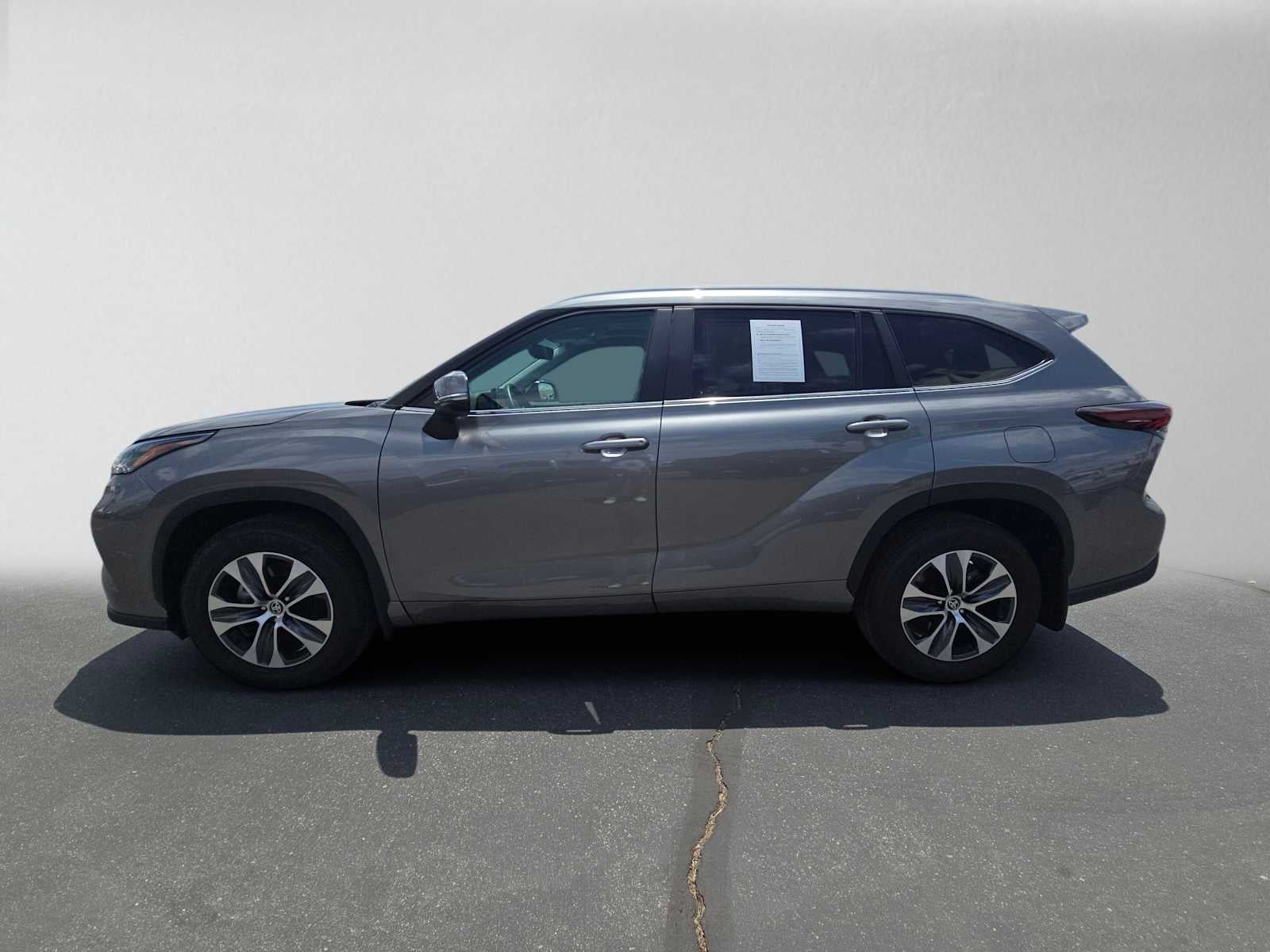 2026 Toyota Highlander XLE
