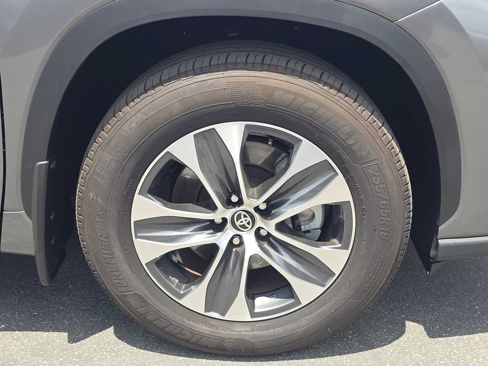 2026 Toyota Highlander XLE