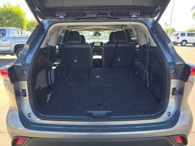 2026 Toyota Highlander XLE