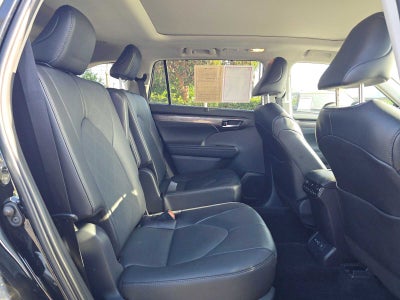 2026 Toyota Highlander Platinum