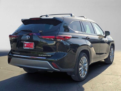 2026 Toyota Highlander Platinum