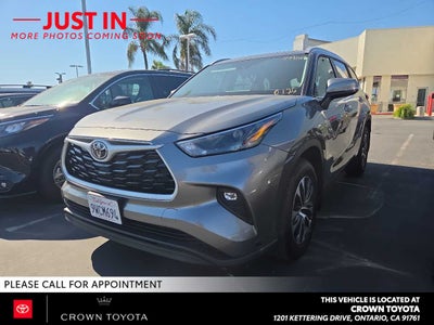 2026 Toyota Highlander XLE