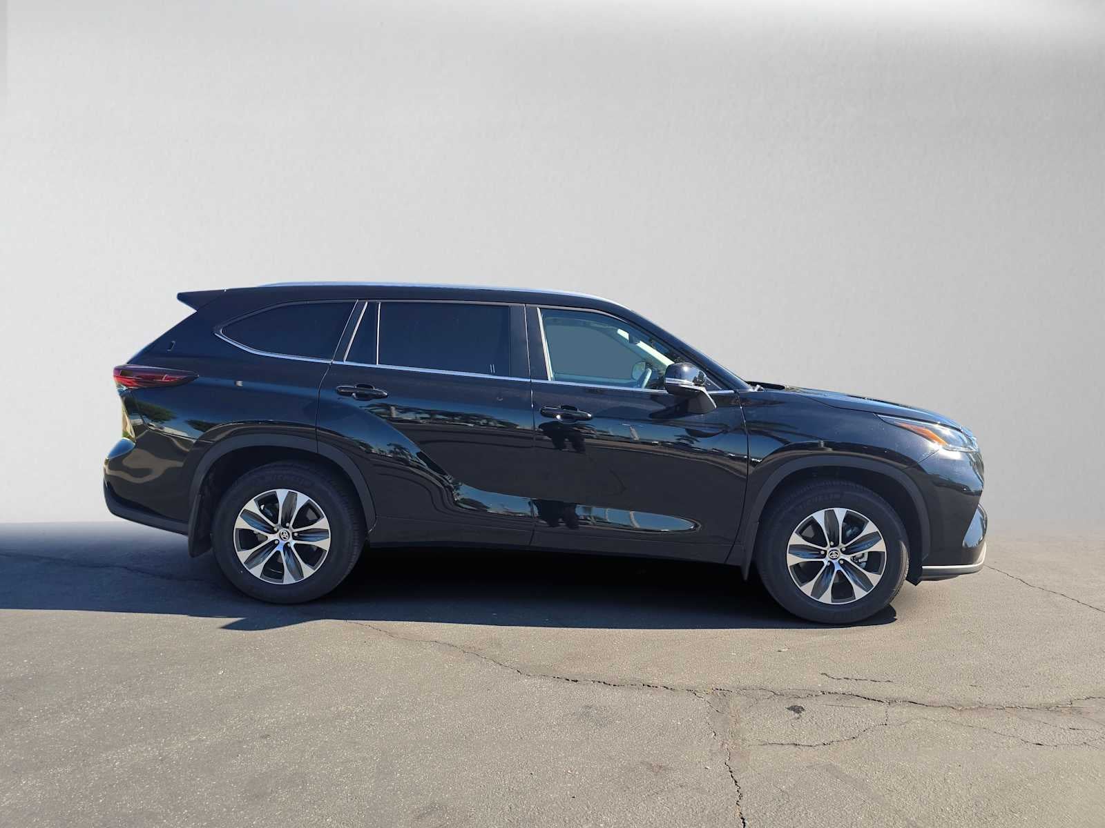 5TDKDRBH7TS603906