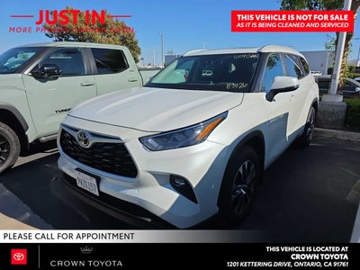 2026 Toyota Highlander XLE