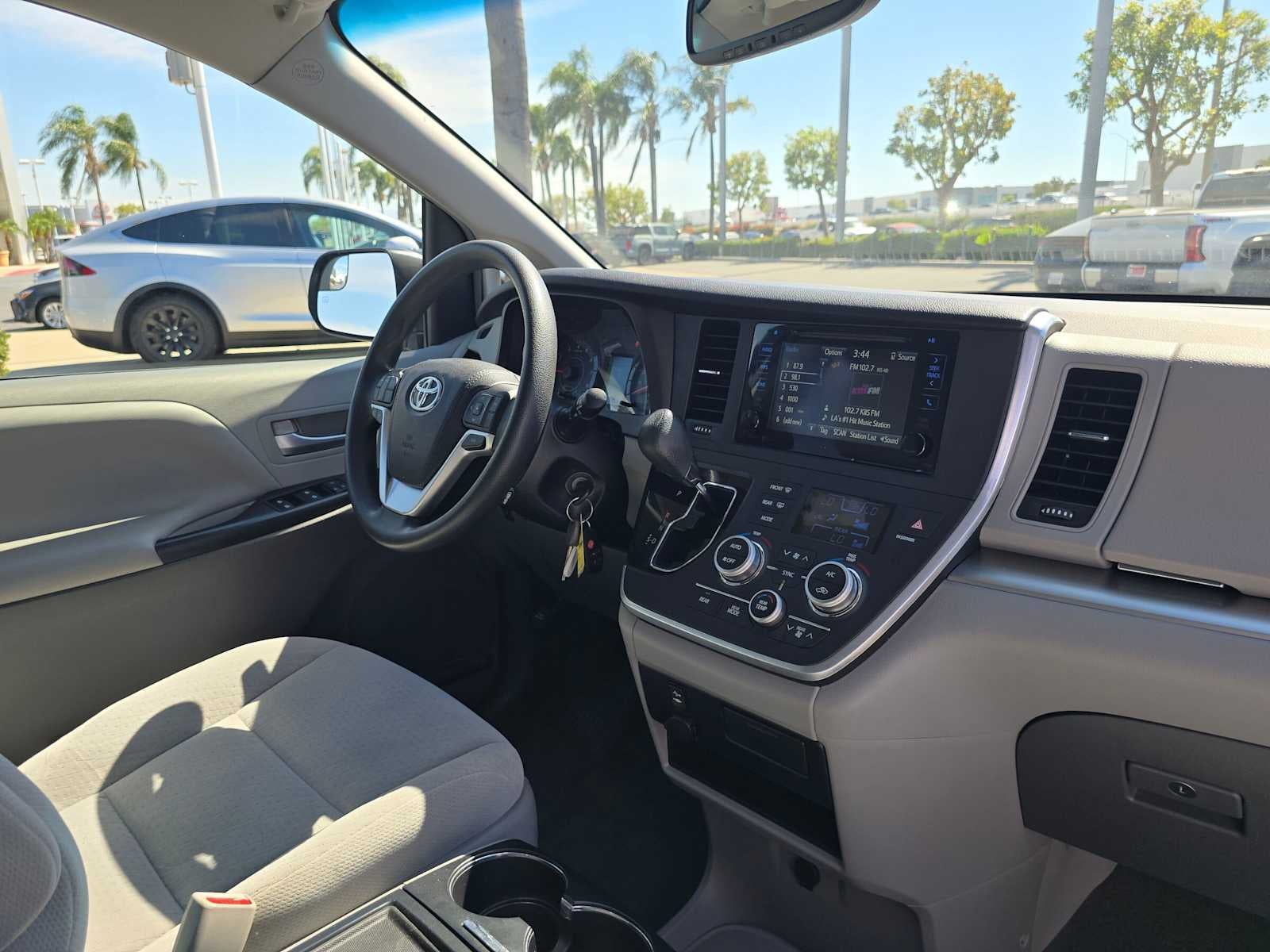 2015 Toyota Sienna LE