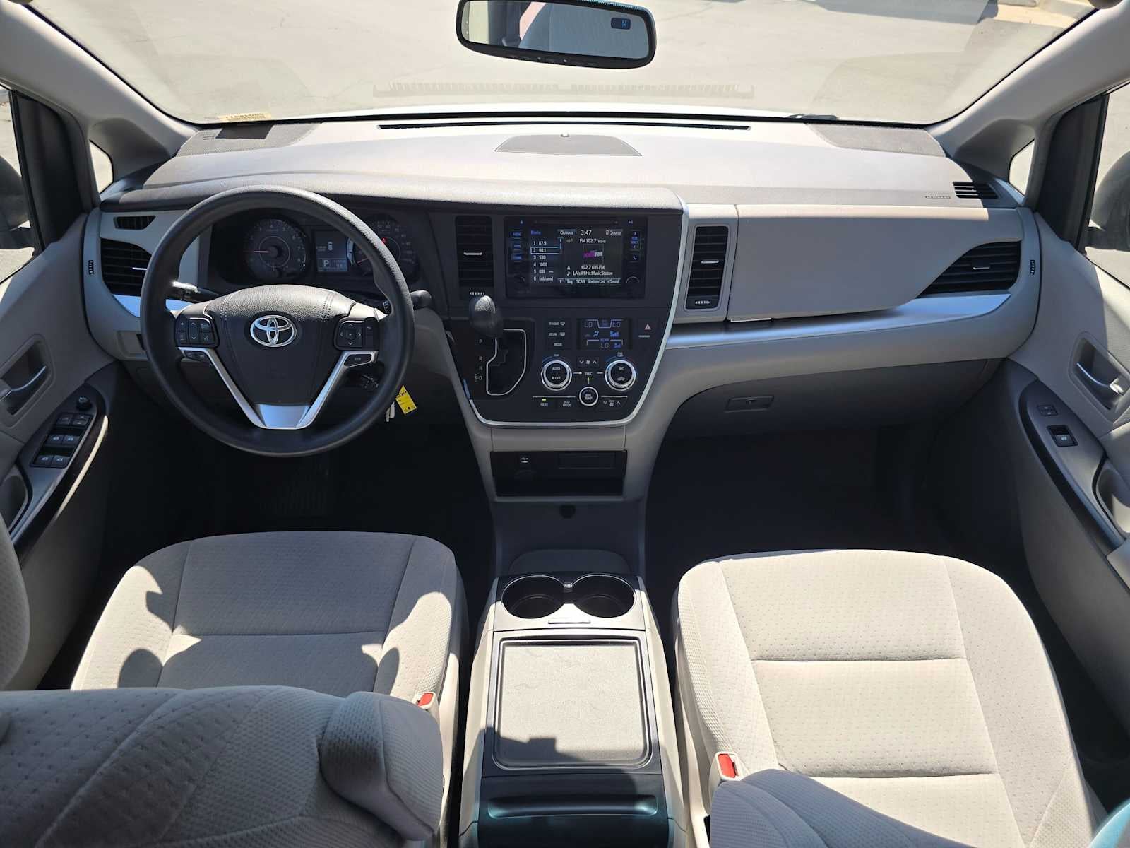 2015 Toyota Sienna LE