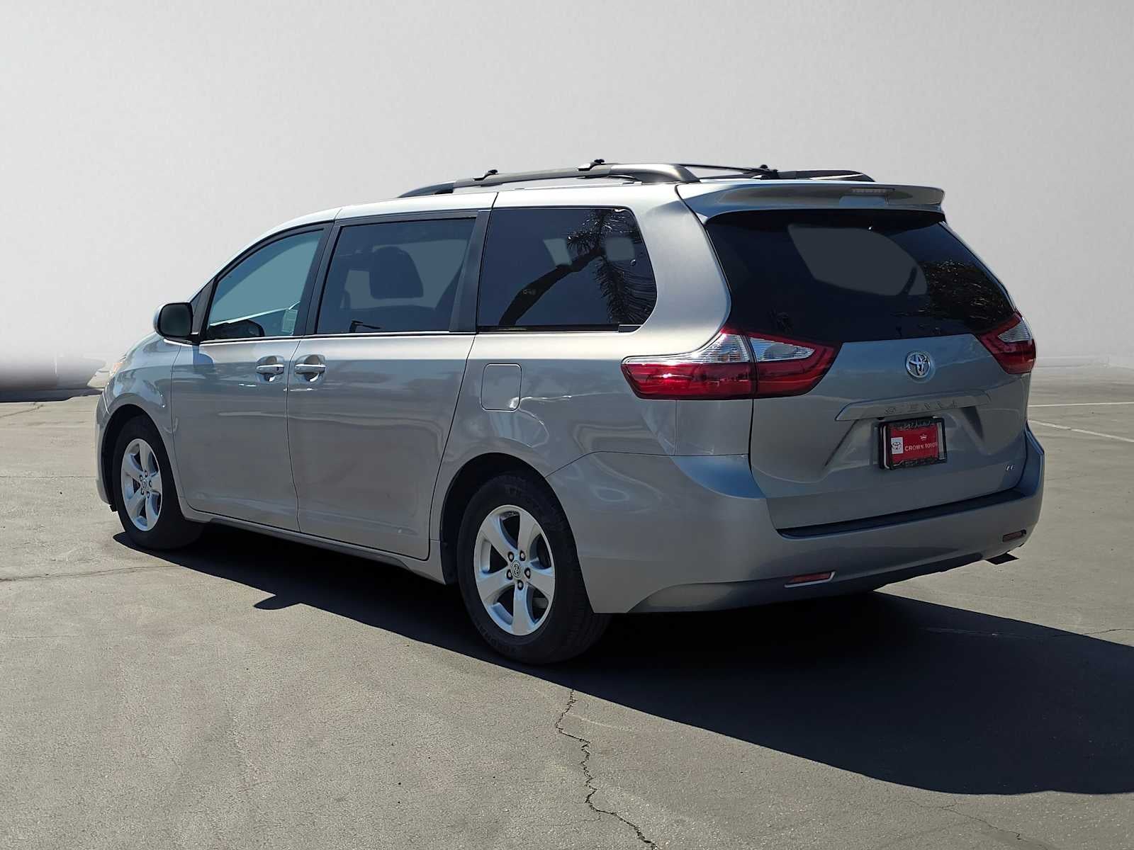 2015 Toyota Sienna LE