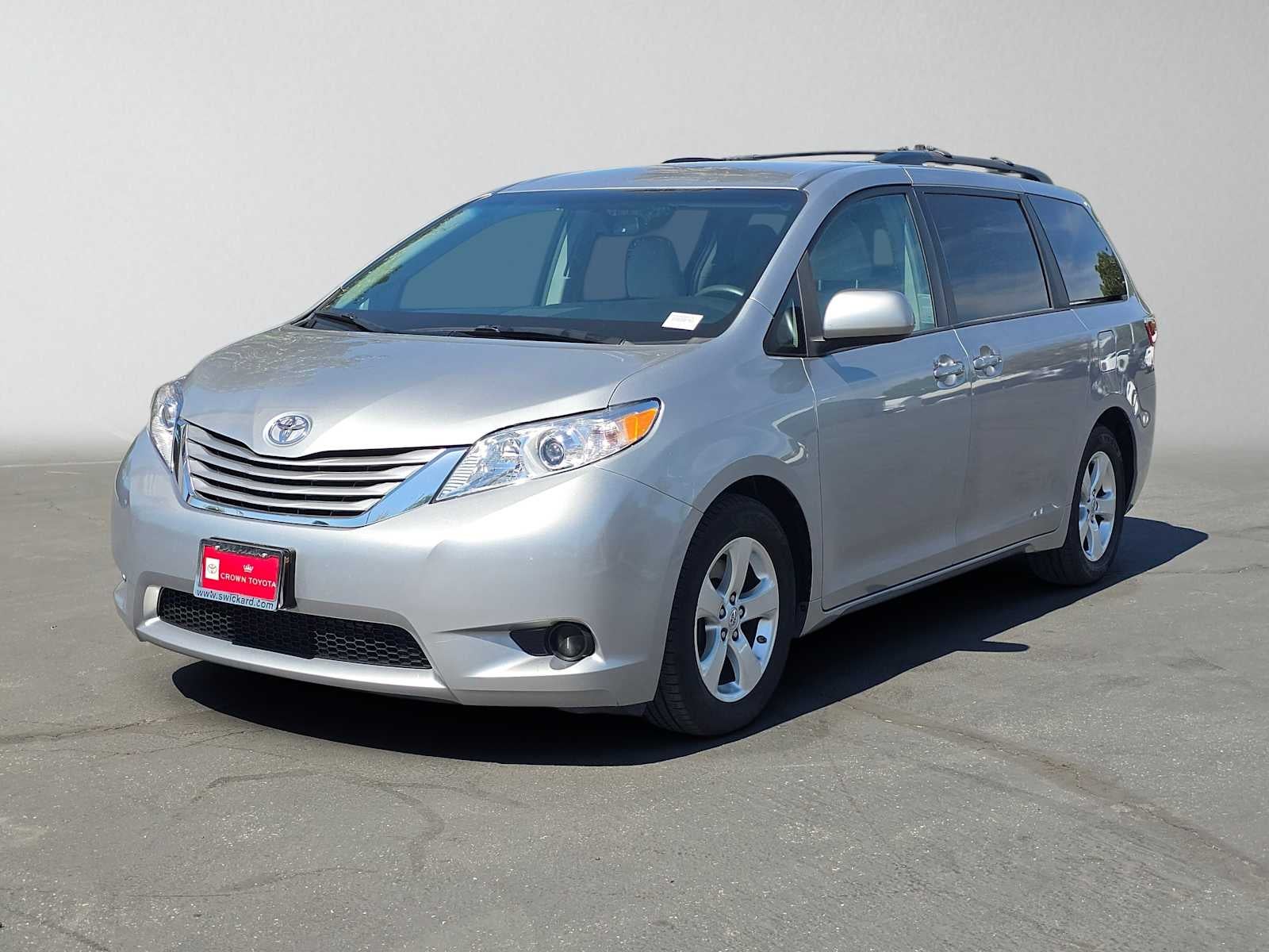 2015 Toyota Sienna LE
