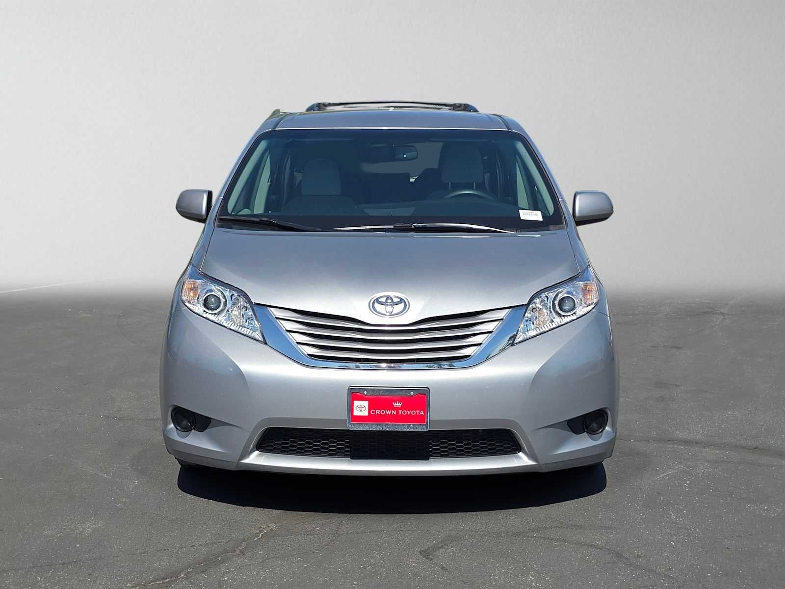 2015 Toyota Sienna LE