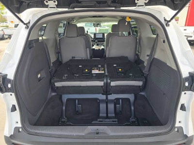 2023 Toyota Sienna LE
