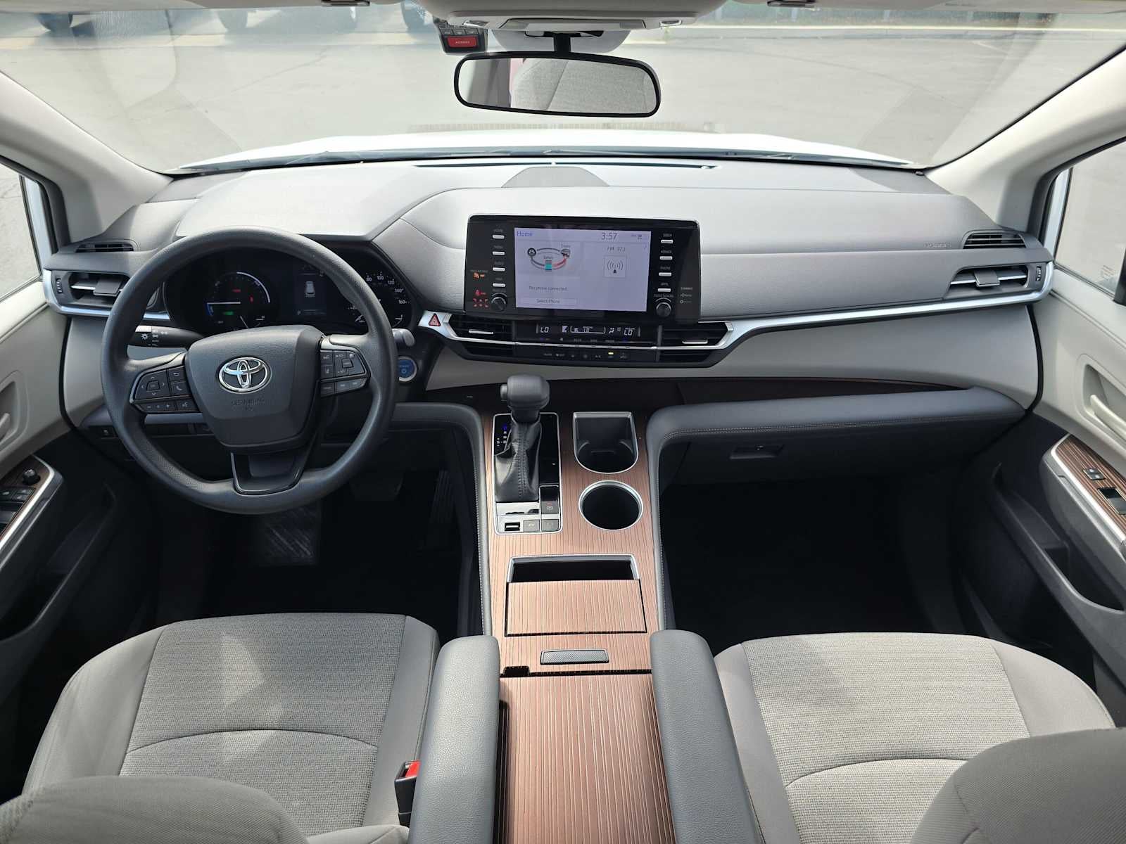 2023 Toyota Sienna LE