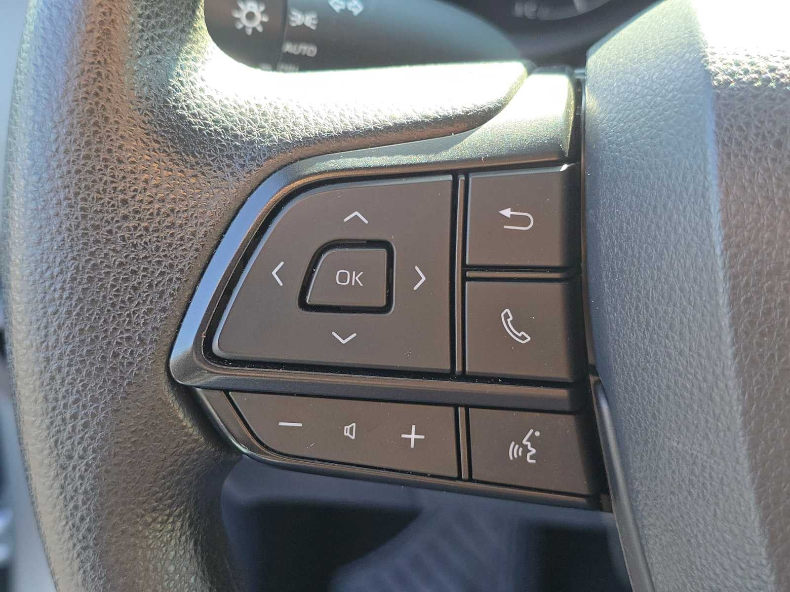 2022 Toyota Sienna LE