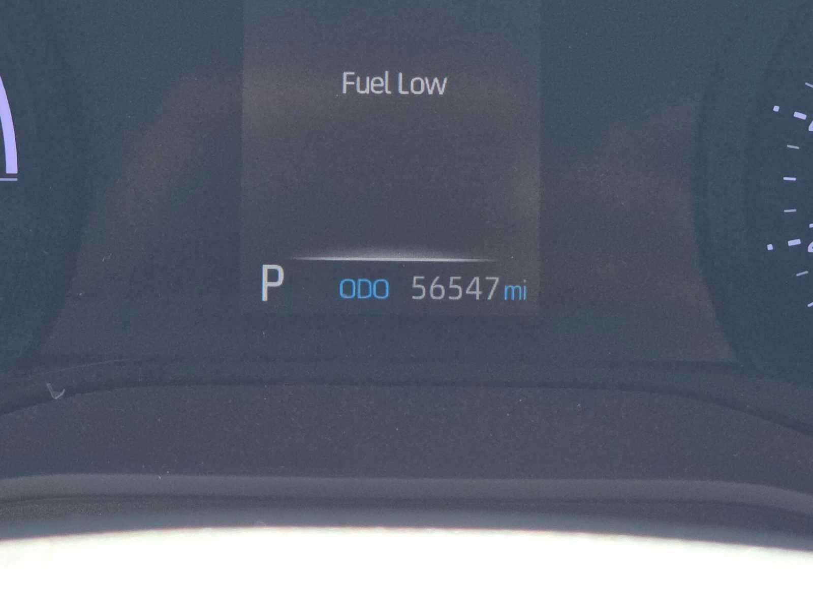 2023 Toyota Sienna LE