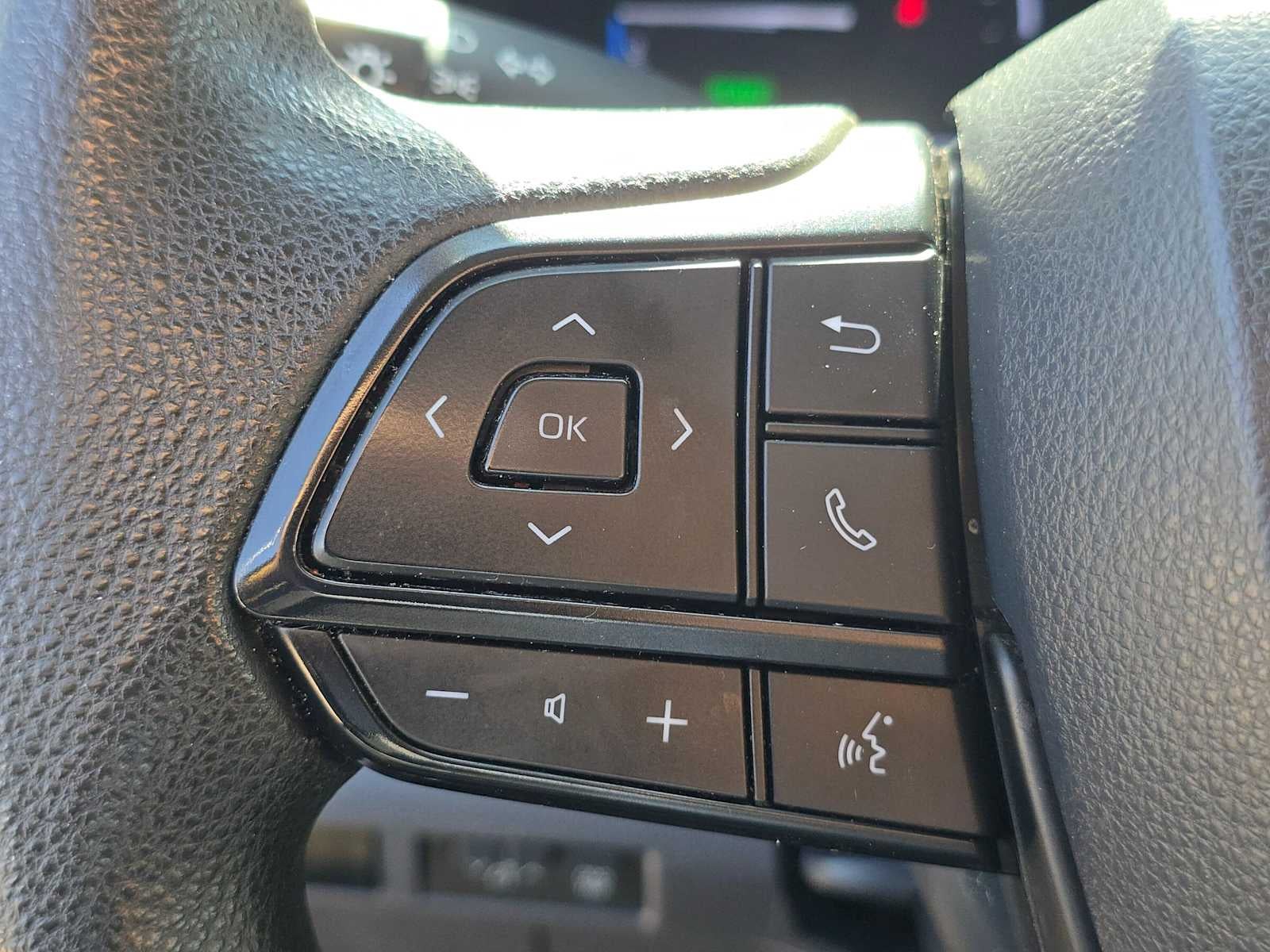 2023 Toyota Sienna LE
